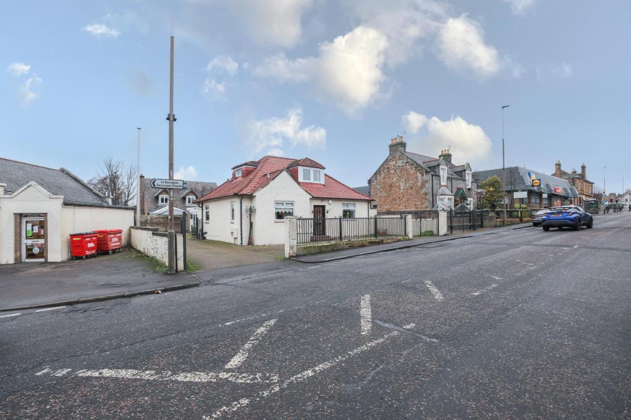 Beautiful 4 Bedroom Cottage - Ideal Location - Free Parking Edinburgh Exterior foto