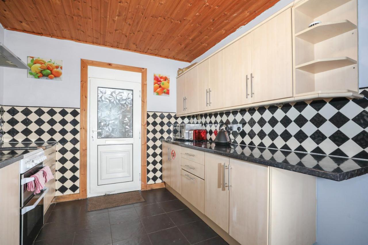 Beautiful 4 Bedroom Cottage - Ideal Location - Free Parking Edinburgh Exterior foto