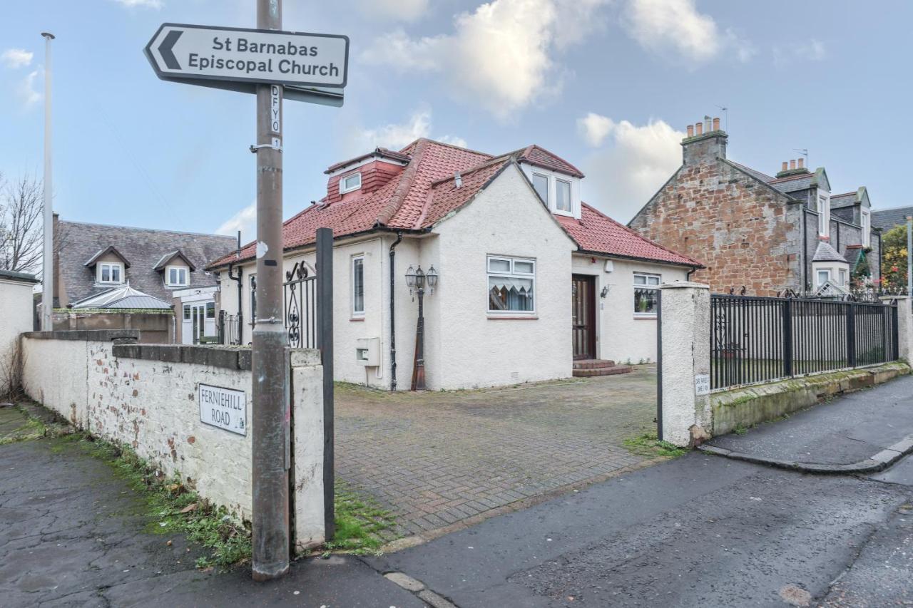 Beautiful 4 Bedroom Cottage - Ideal Location - Free Parking Edinburgh Exterior foto