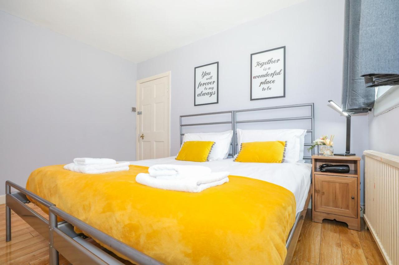 Beautiful 4 Bedroom Cottage - Ideal Location - Free Parking Edinburgh Exterior foto